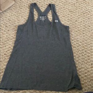 Razor back tank